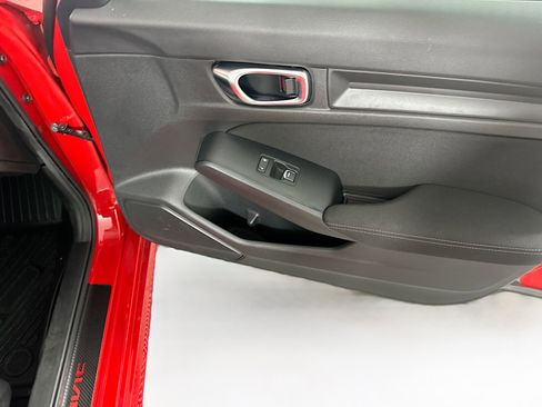 Used 2025 Honda Civic Sport image 30