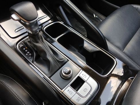 Used 2022 Kia Telluride S image 21