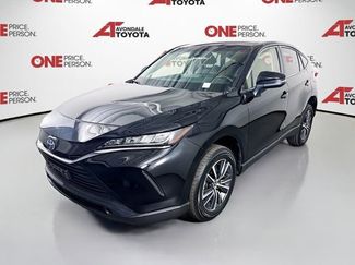 Used 2022 Toyota Venza LE AWD/4WD video 3