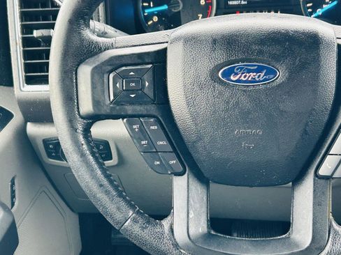 Used 2016 Ford F150 XLT w/ Equipment Group 302A Luxury image 12