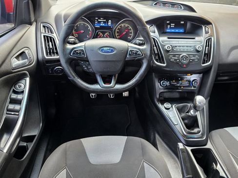 Used 2016 Ford Focus ST FWD image 10