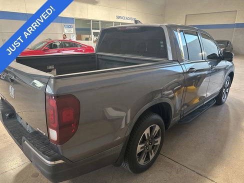 Used 2018 Honda Ridgeline RTL-T image 3