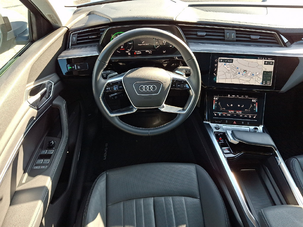 Certified 2023 Audi e-tron Premium Plus AWD/4WD image 12