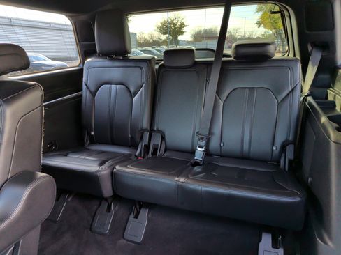 Used 2019 Ford Expedition Limited w/ Equipment Group 302A image 33