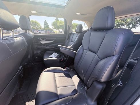 Used 2021 Subaru Ascent Limited w/ Technology Package AWD/4WD image 7