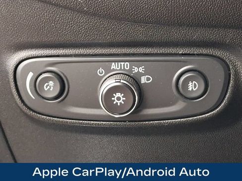 Used 2020 Chevrolet Equinox Premier AWD/4WD image 9