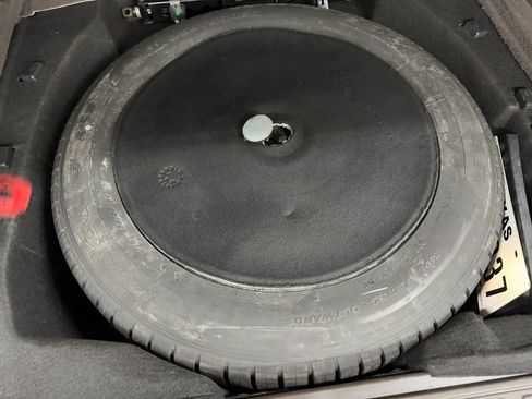 Used 2016 Land Rover Range Rover Sport SE image 41