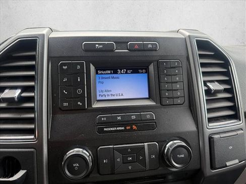 Used 2018 Ford F150 XLT w/ Equipment Group 301A Mid RWD image 28