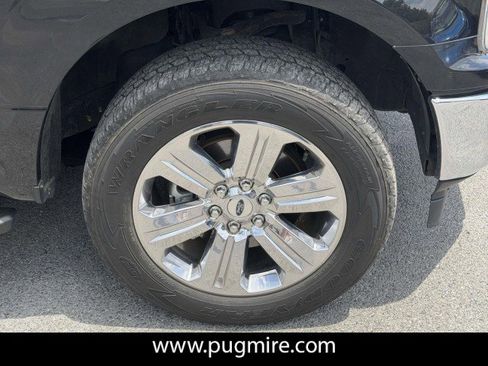Used 2020 Ford F150 XLT w/ Equipment Group 302A Luxury AWD/4WD image 12