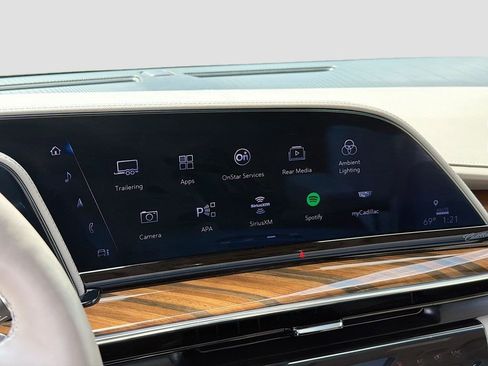 Certified 2024 Cadillac Escalade Sport Platinum w/ LPO, ONYX Package AWD/4WD image 16