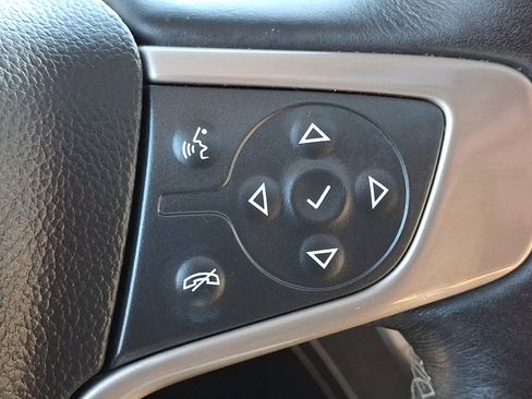 Used 2017 GMC Yukon XL Denali w/ Open Road Package image 25