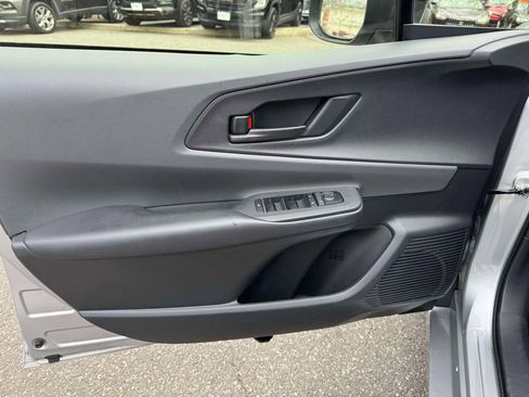 Used 2024 Toyota Prius LE image 14