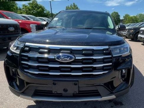 New 2026 Ford Explorer Active w/ Active Comfort Package AWD/4WD image 7