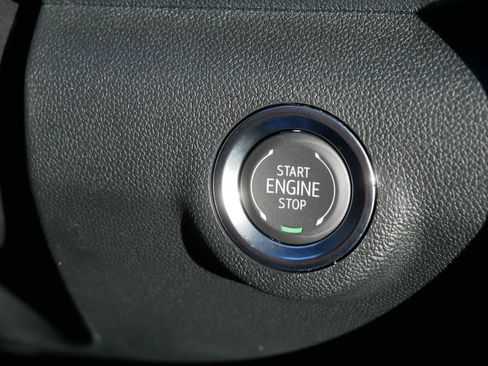 New 2026 GMC Terrain Denali w/ LPO, Floor Liner Package image 19