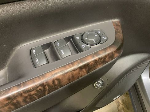 Used 2021 GMC Acadia Denali w/ Denali Technology Package image 33