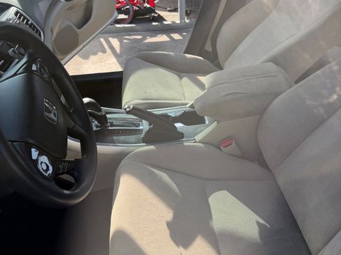 Used 2013 Honda Accord LX image 4