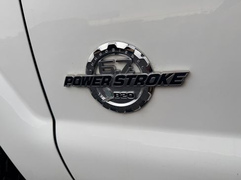 Used 2012 Ford F250 Lariat w/ Lariat Interior Pkg image 29