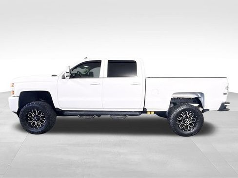 Used 2016 Chevrolet Silverado 2500 LTZ w/ Duramax Plus Package AWD/4WD image 10