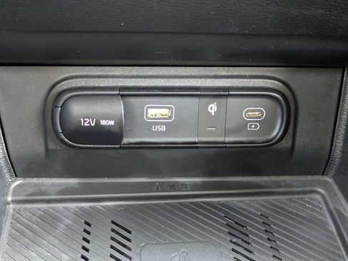 Used 2024 Kia Sportage EX FWD image 25