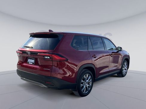 Used 2024 Toyota Grand Highlander Limited image 7