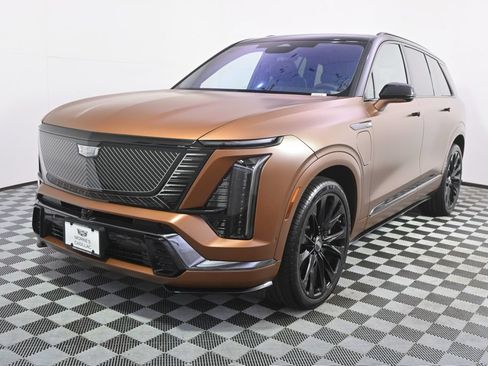 New 2027 Cadillac Vistiq Sport w/ LPO, Floor Liner Package AWD/4WD image 1