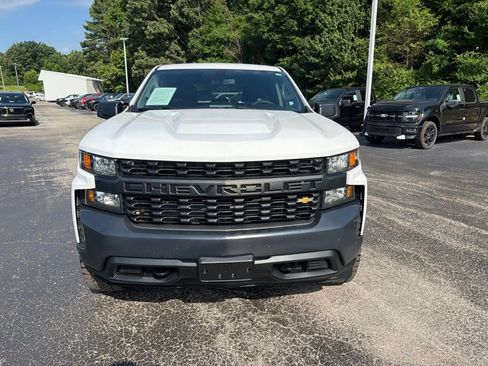 Used 2019 Chevrolet Silverado 1500 W/T w/ WT Convenience Package AWD/4WD image 8