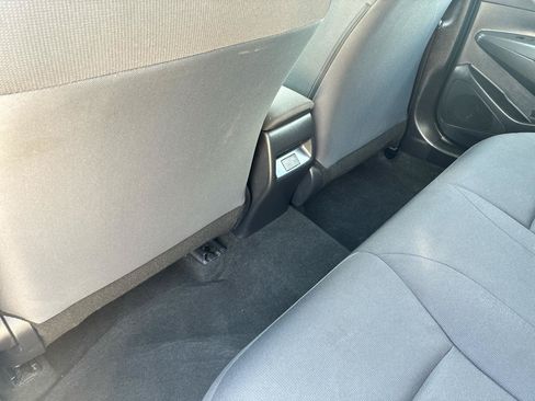 Used 2025 Toyota Corolla LE FWD image 22