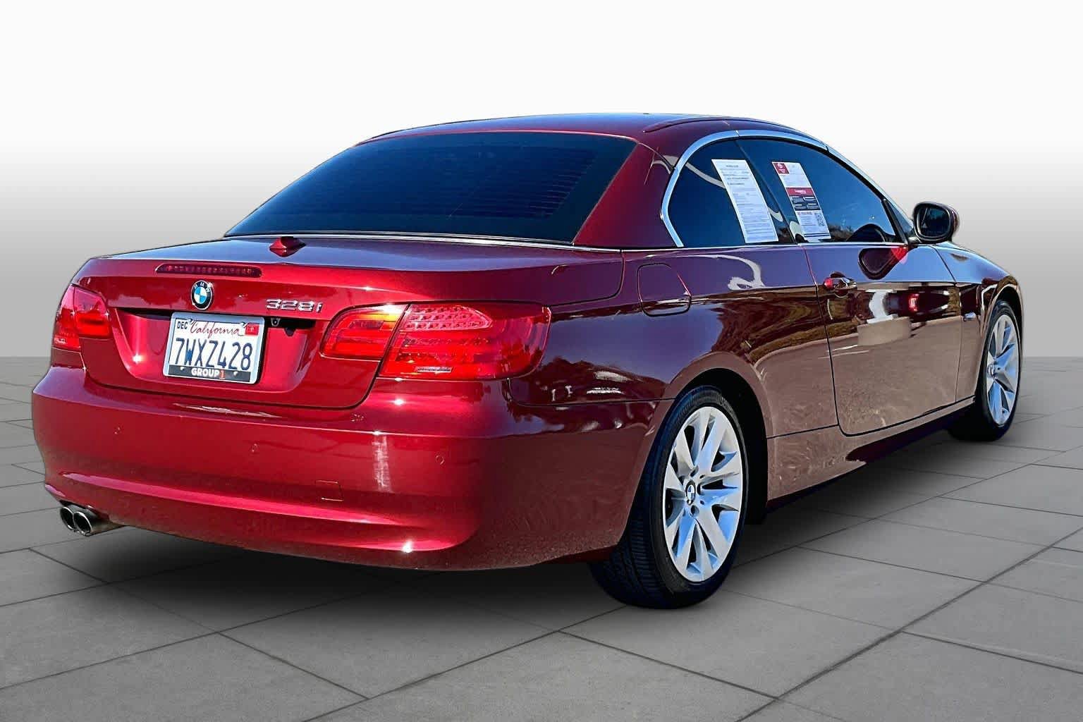 Used 2012 BMW 328i Convertible RWD image 12