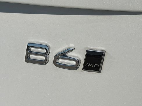 New 2027 Volvo XC90 B6 Ultra AWD/4WD image 6