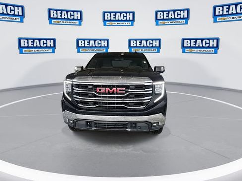 Used 2023 GMC Sierra 1500 SLT w/ SLT Premium Package AWD/4WD image 3