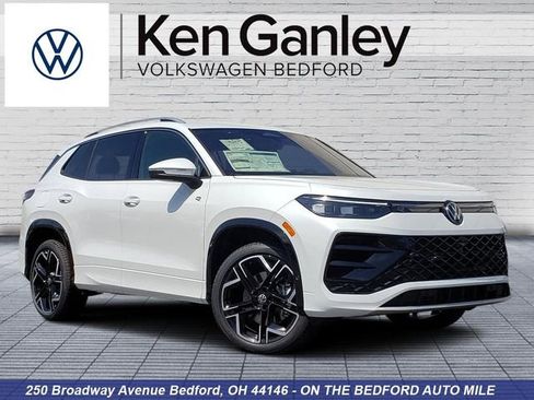 New 2026 Volkswagen Tiguan SEL R-Line AWD/4WD image 1