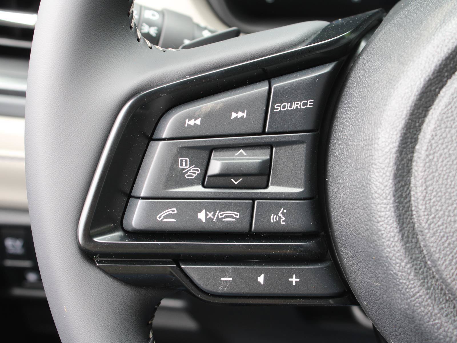 Certified 2025 Subaru Forester Premium AWD/4WD image 33