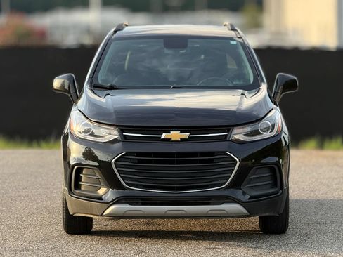 Used 2019 Chevrolet Trax LT w/ LT Convenience Package AWD/4WD image 5