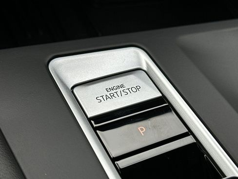 New 2026 Volkswagen Atlas Cross Sport SE image 20