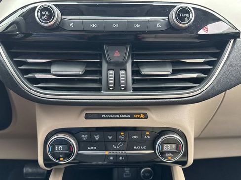 Used 2021 Ford Escape SE w/ Convenience Package FWD image 23