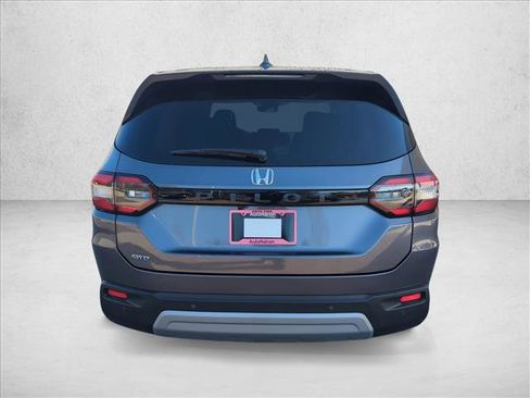 New 2025 Honda Pilot EX-L image 11