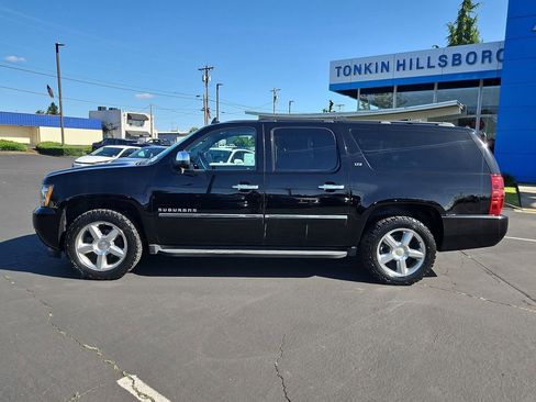 Used 2012 Chevrolet Suburban LTZ AWD/4WD image 3