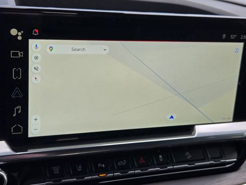 Used 2025 GMC Sierra 3500 SLT w/ SLT Convenience Package image 26