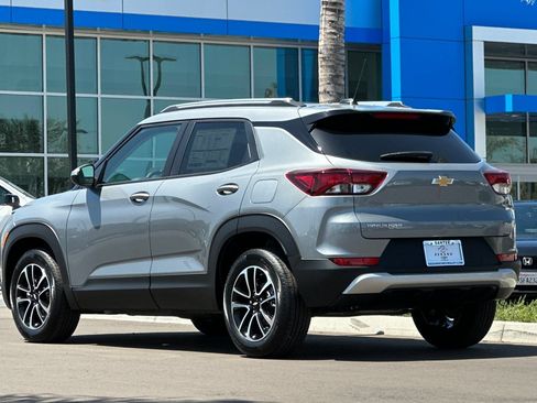New 2026 Chevrolet TrailBlazer LT w/ Driver Confidence Package FWD image 6