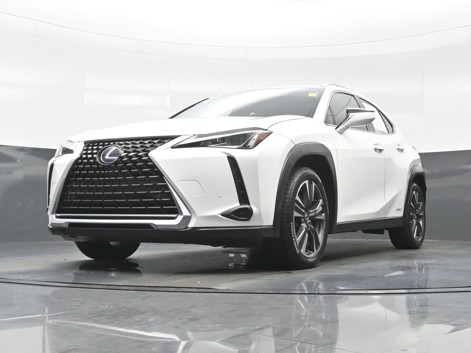 Used 2021 Lexus UX 250h w/ Premium Package AWD/4WD image 32