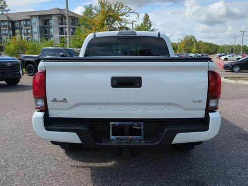 Certified 2023 Toyota Tacoma SR5 w/ Technology Package AWD/4WD image 5