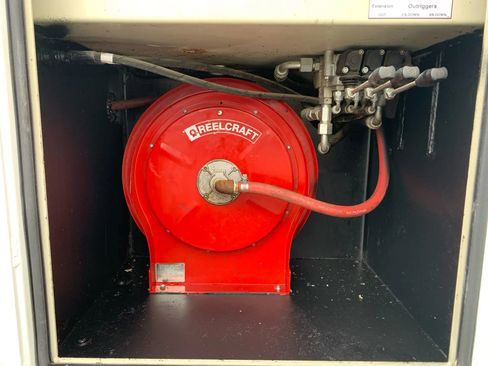 Used 2011 Ford F550 4x4 Regular Cab Super Duty w/ Payload Upgrade Pkg image 35