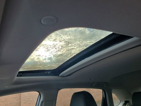 New 2026 Honda HR-V EX-L image 11