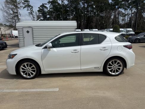 Used 2013 Lexus CT 200h w/ Premium Pkg image 7