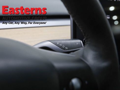 Used 2022 Tesla Model 3 Long Range image 13