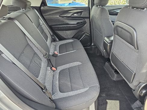 Used 2024 Chevrolet TrailBlazer LS image 19