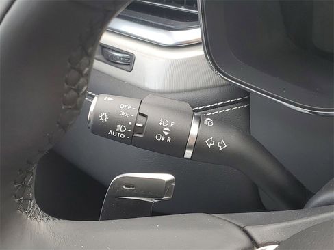 New 2026 Jaguar F-PACE R-Dynamic S image 18