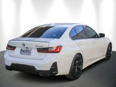 Certified 2025 BMW M340i w/ Premium Package image 6