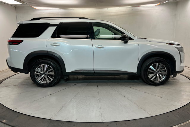Used 2026 Nissan Pathfinder SL AWD/4WD image 6