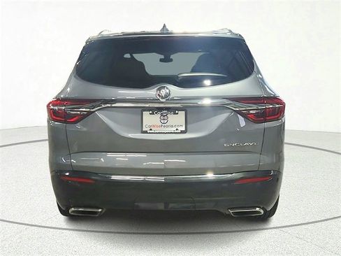 Used 2019 Buick Enclave Essence image 3